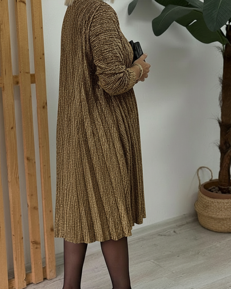 Round Neck Shimmering Pleated Fashion Dress