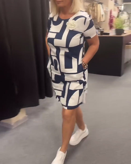 Geometric print pocket crew neck dress