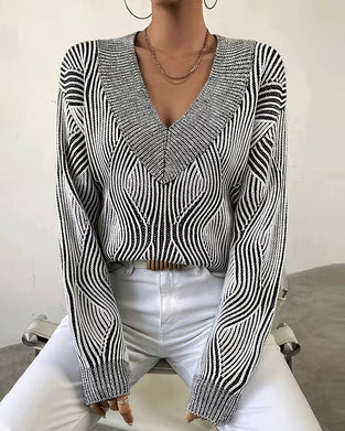Geometric Striped V-Neck Long-Sleeved Pullover
