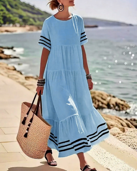 Fashionable Holiday Short-Sleeved Dress