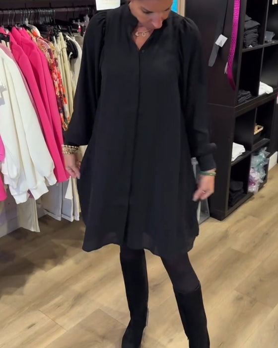 V-neck simple knee-length dress