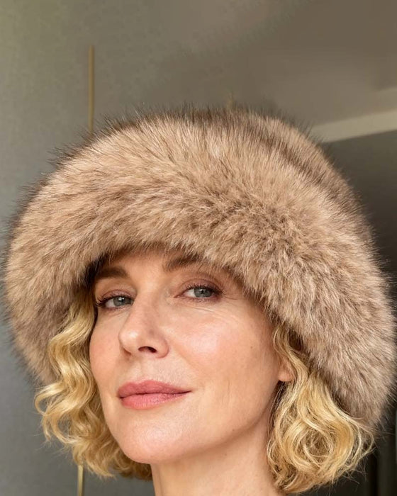 Comfortable And Elegant Winter Hat With Fur