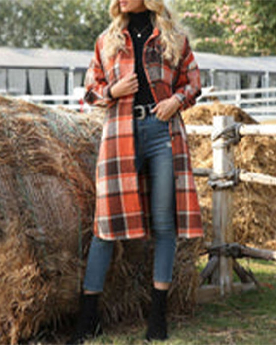 Buttoned lapel plaid coat