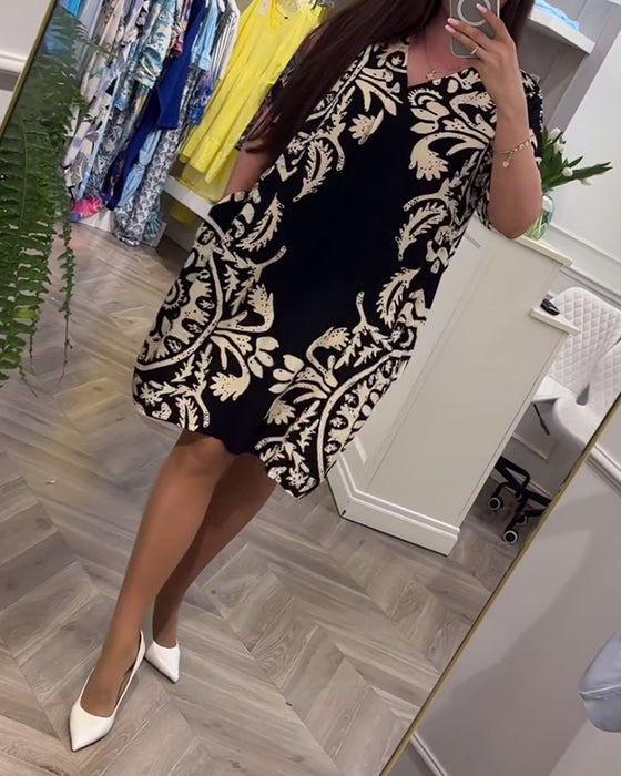 Retro printed V-neck short-sleeved loose dress