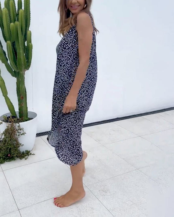 Printed v-neck sleeveless dress