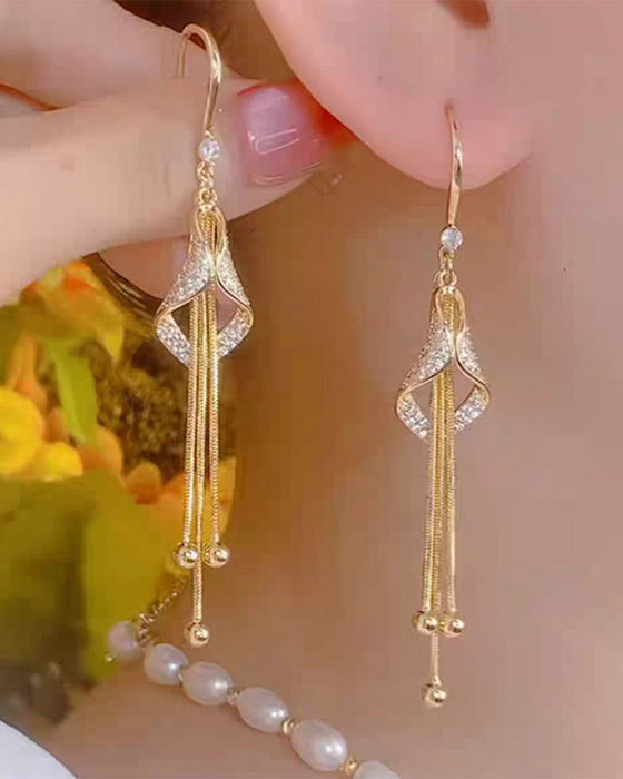 ✨ Elegant Diamond-Shaped Fringe Earrings💎