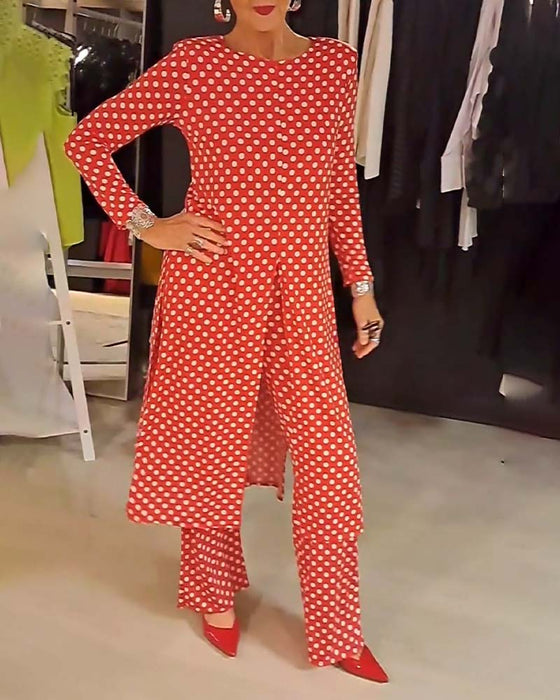 Elegant polka dot slit suit