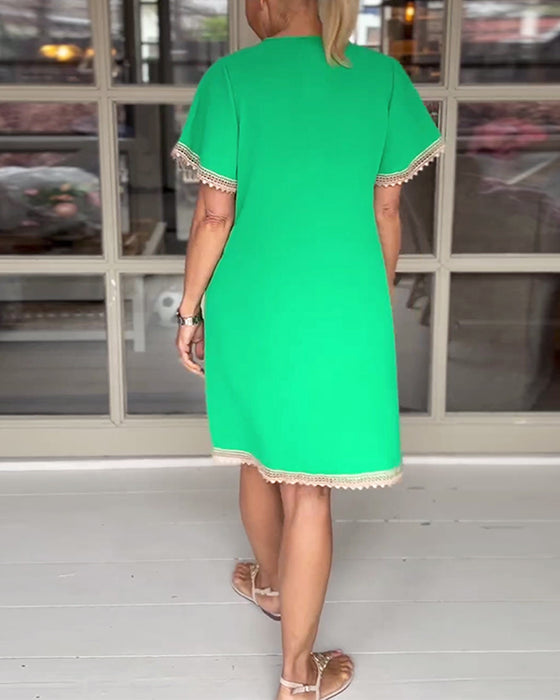 V-neck paneled lace elegant dress