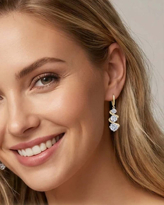 💎👗 Aszimmetrikus spirál és csepp alakú fülbevaló ✨