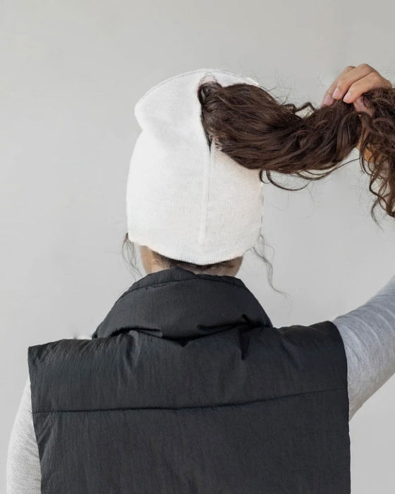 Knitted Magnetic Fashion Ponytail Beanie