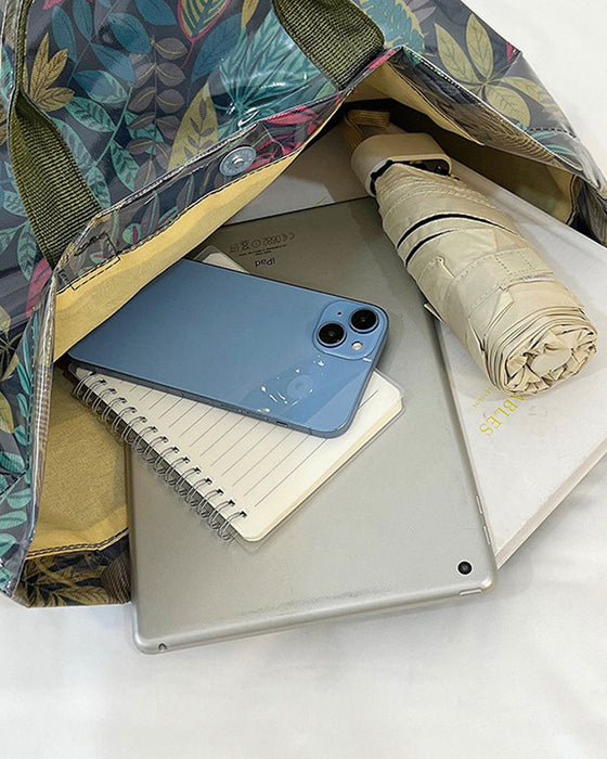 Women's Camo And And Leaf Print Tote Bag