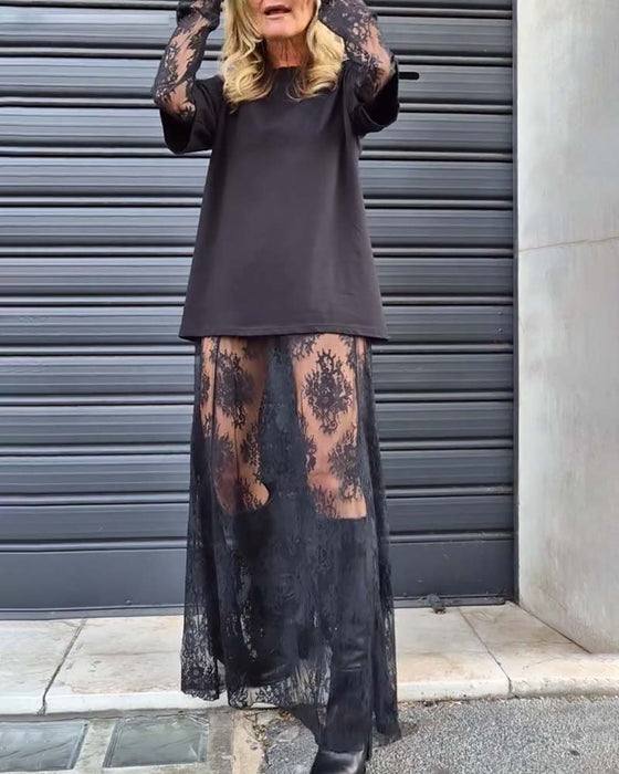 Two-piece set - solid color T-shirt and lace skirt