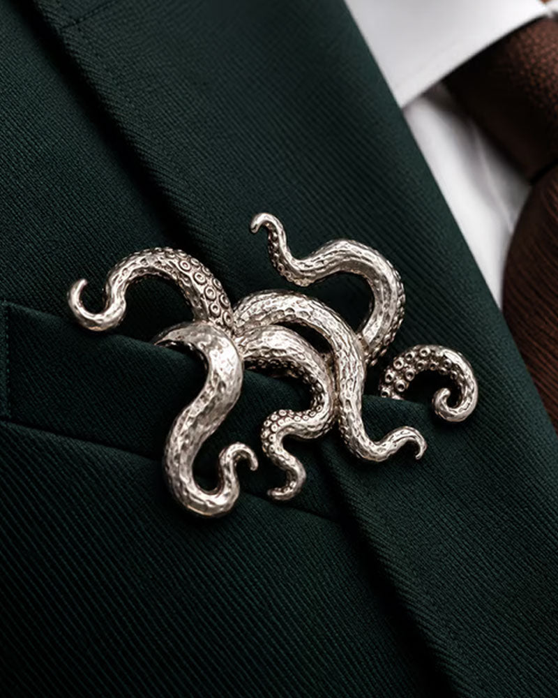 ✨ Luxury Sculpted Animal Brooch