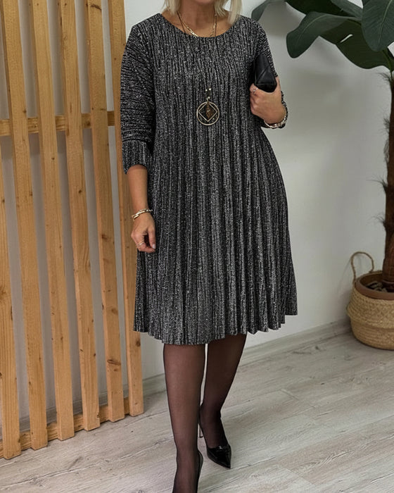 Round Neck Shimmering Pleated Fashion Dress