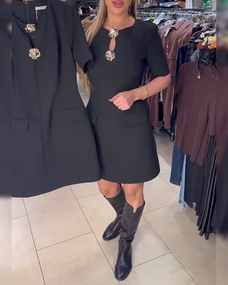 Metal Buckle Fitted Short-Sleeved Dress