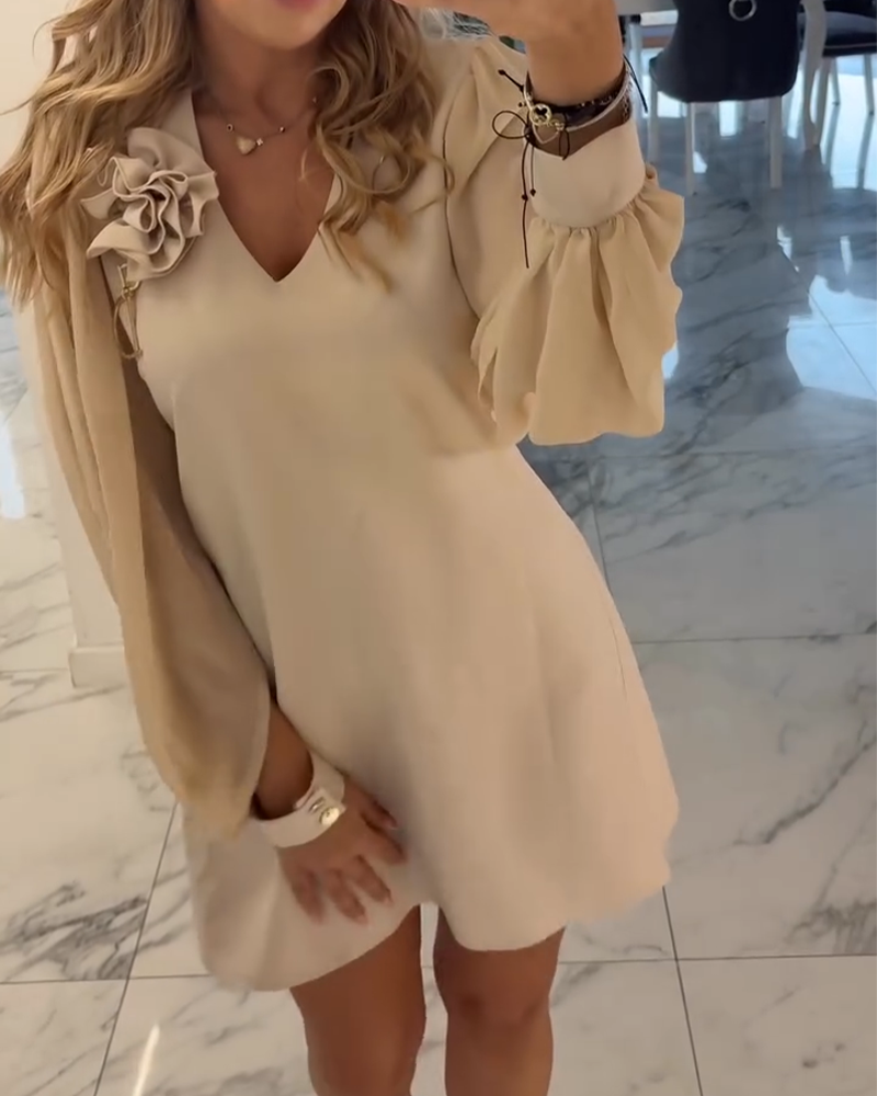 Three-Dimensional Flower V-Neck Lantern Sleeve Dress