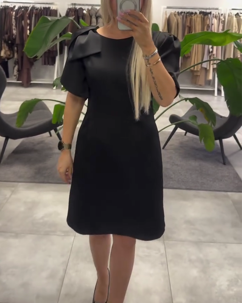 Bubble Short-Sleeved Round Neck Dress