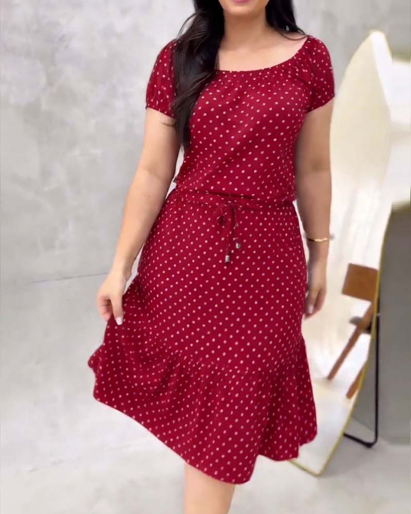 Polka Dot Short-Sleeved Fitted A-Line Dress