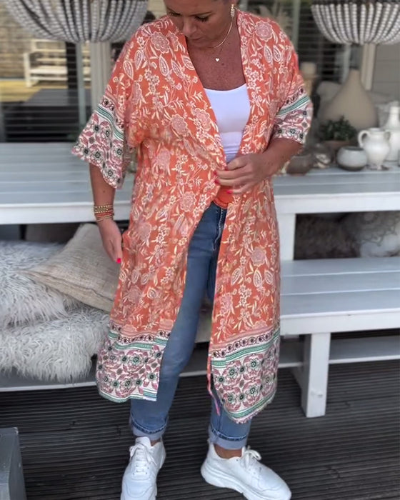 Fashionable printed holiday beach coat