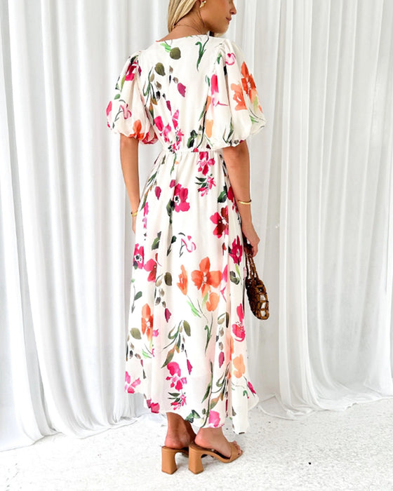 Elegant dress with puff sleeves and floral print