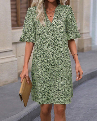 Elegant printed V-neck dress