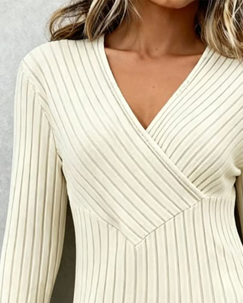 V-Neck Solid Color Striped Top