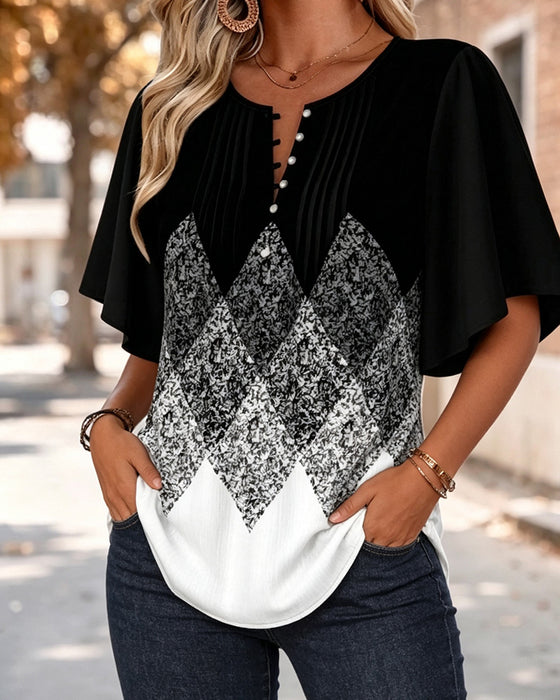 Diamond Grid Gradient Print V-Neck T-Shirt