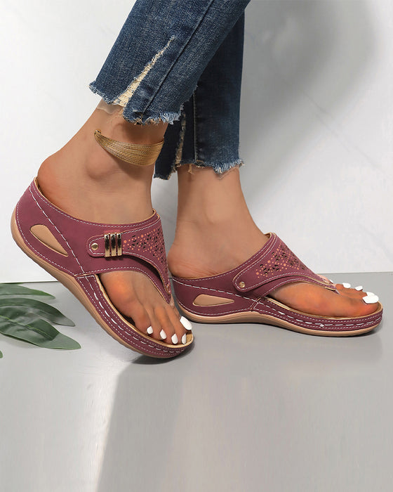 Thick-Soled Hollow Thong Sandals
