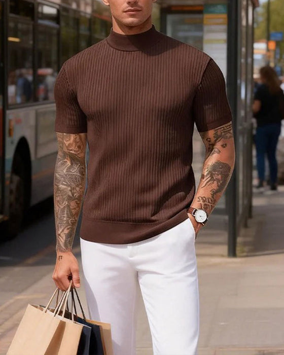 Mock Neck Men‘s Short Sleeve T-Shirt