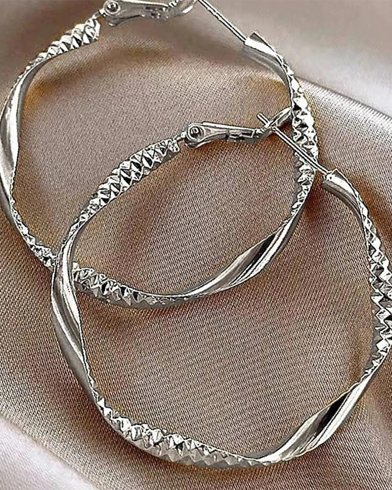 Minimalist Irregular Twist Hoop Earrings Elegant Textured Design