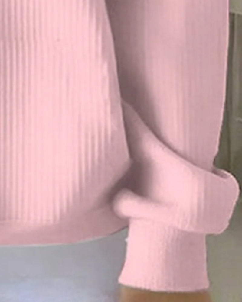 Long-Sleeved Button-Down V-Neck Sweatshirt