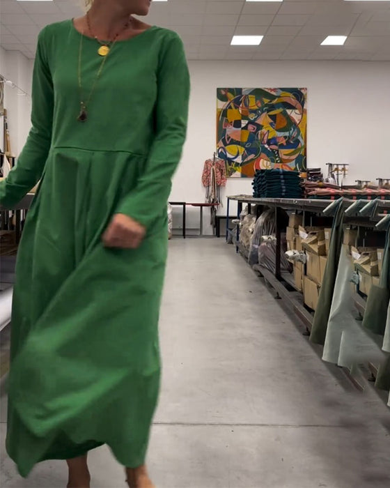 Solid color round neck dress