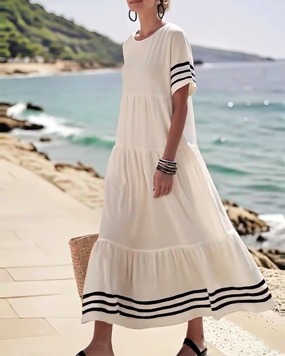 Fashionable Holiday Short-Sleeved Dress