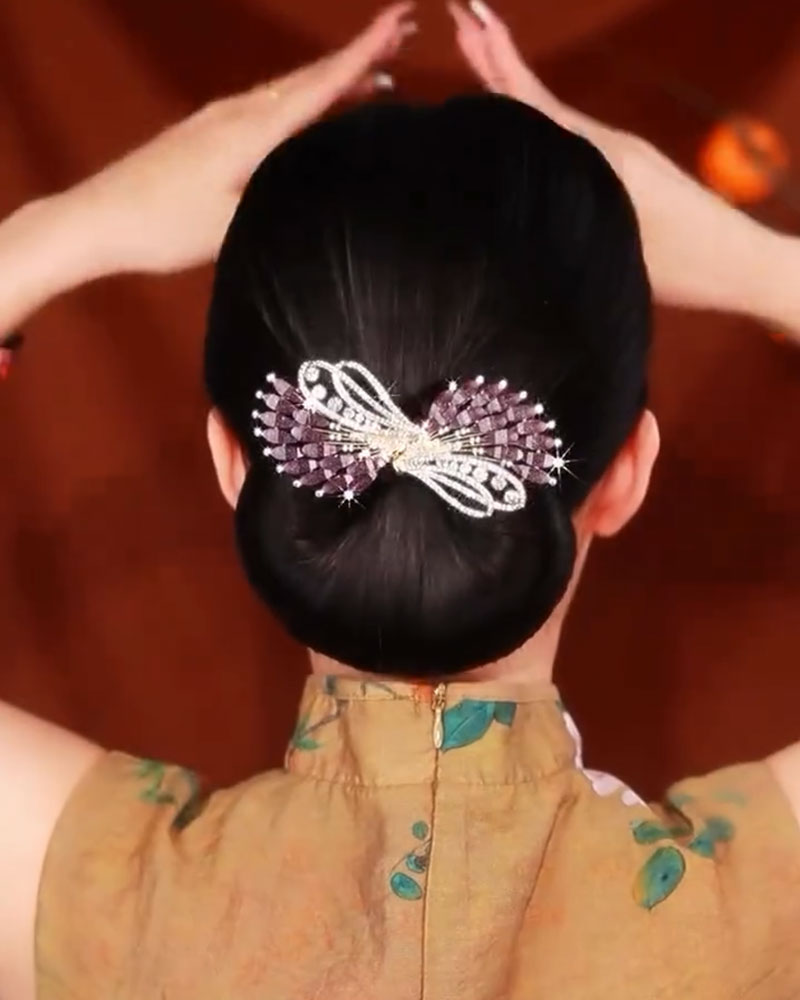Light Luxury Elegant Twist Hair Clip