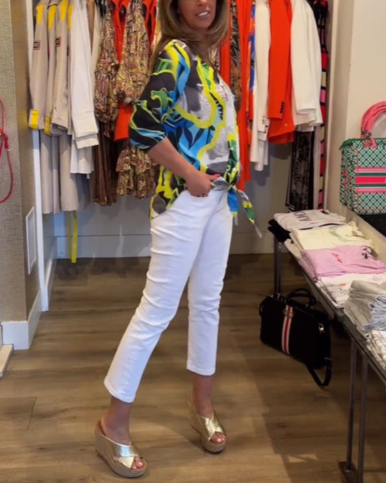 Floral printed V-neck blouse