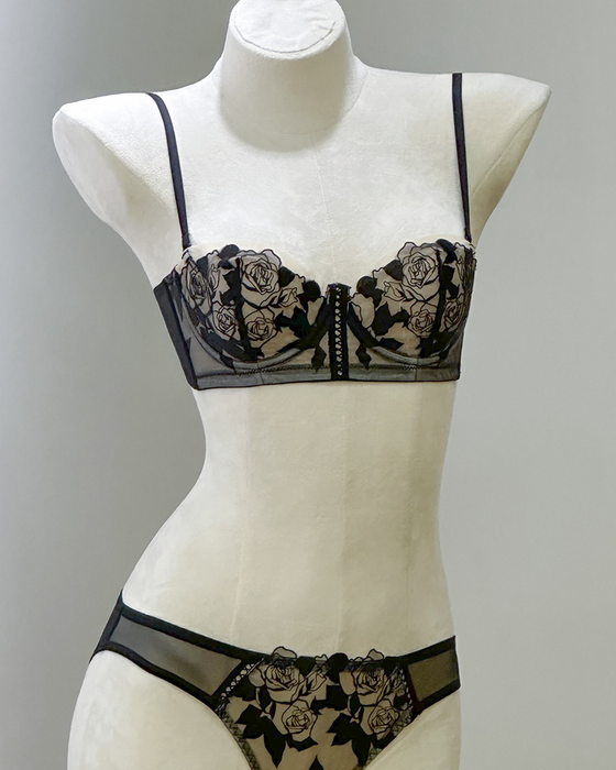 Women Ultra Thin Sexy Rose Embroidery Lace Bra