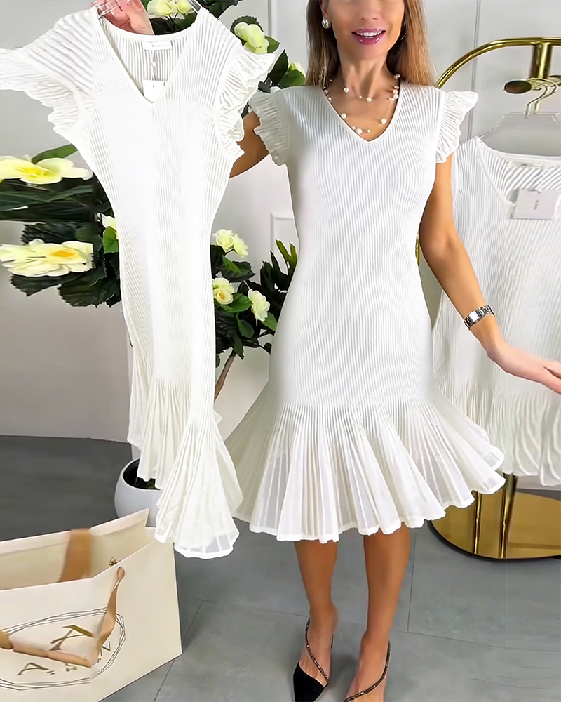 Small Flying Sleeves Lace V-Neck Dress