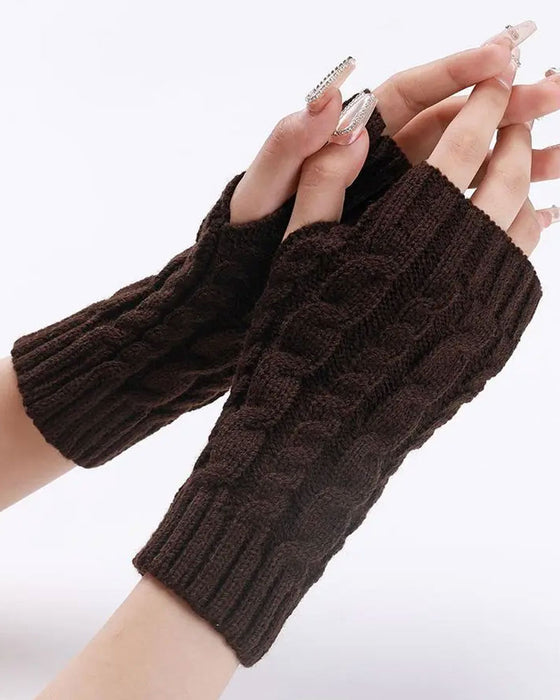 Cable Knit Fingerless Gloves