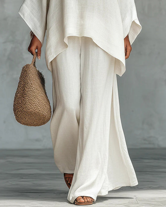 Solid color shirt and wide-leg pants suit