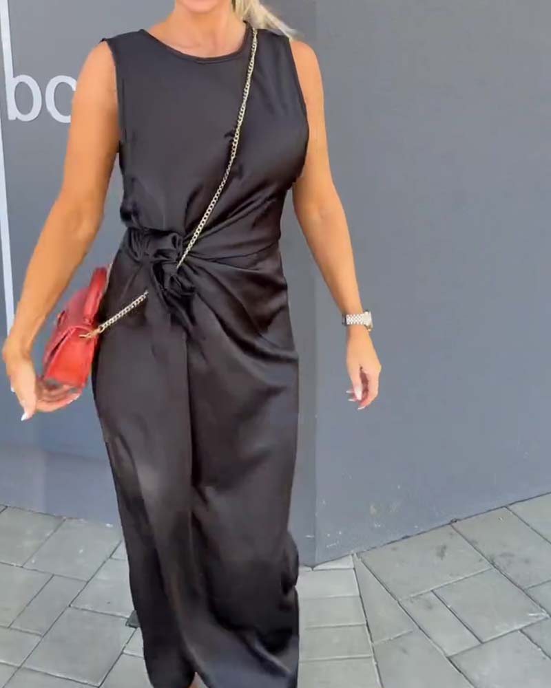 Sleeveless Fitted Waist Solid Dress