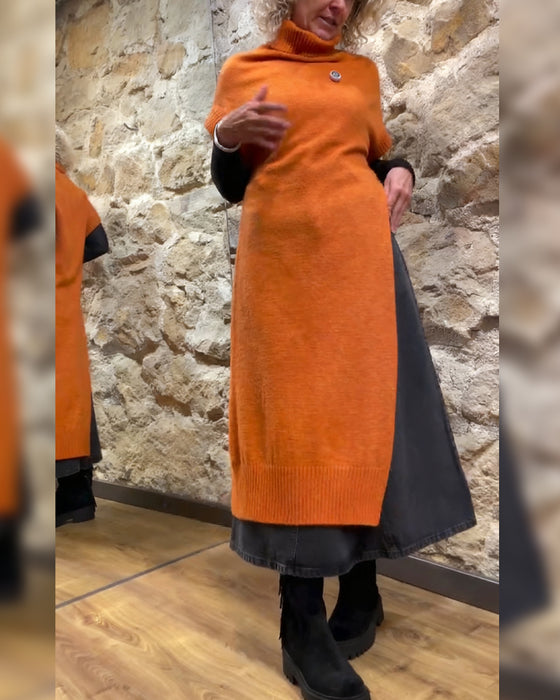 Slit Short-Sleeved Turtleneck Jumper