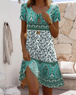 Short-Sleeved Contrast Print Dress