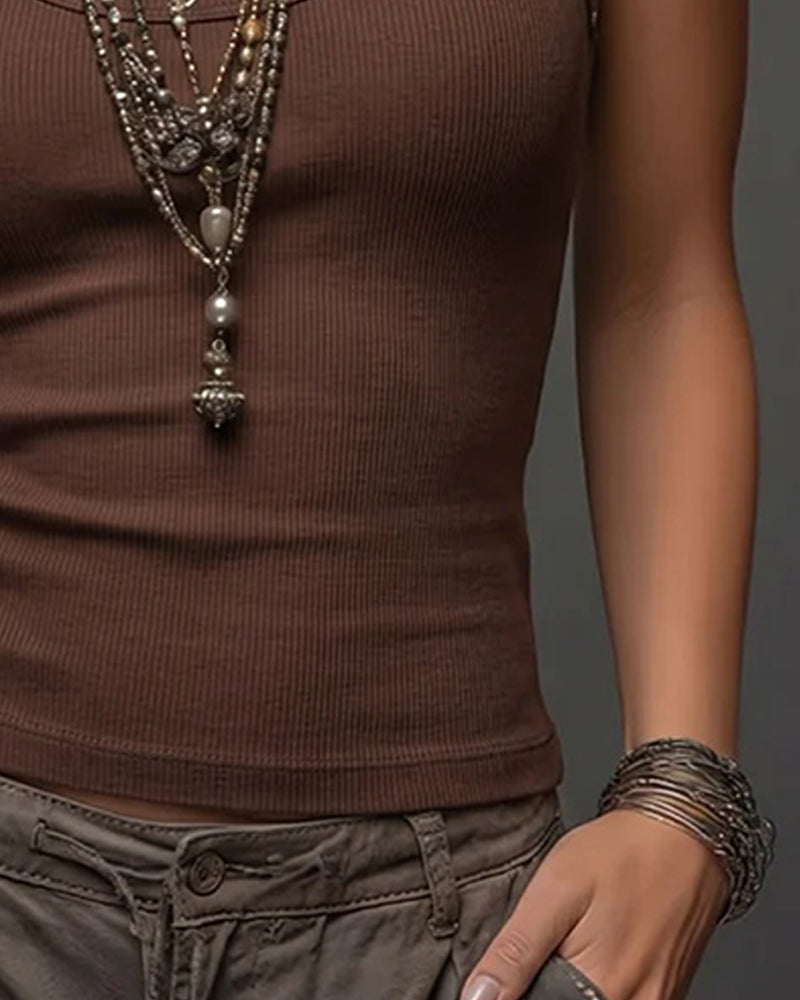 Solid Rivet U-Neck Tank Top