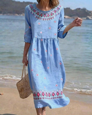 Round Neck Daisy Half Sleeve Dress