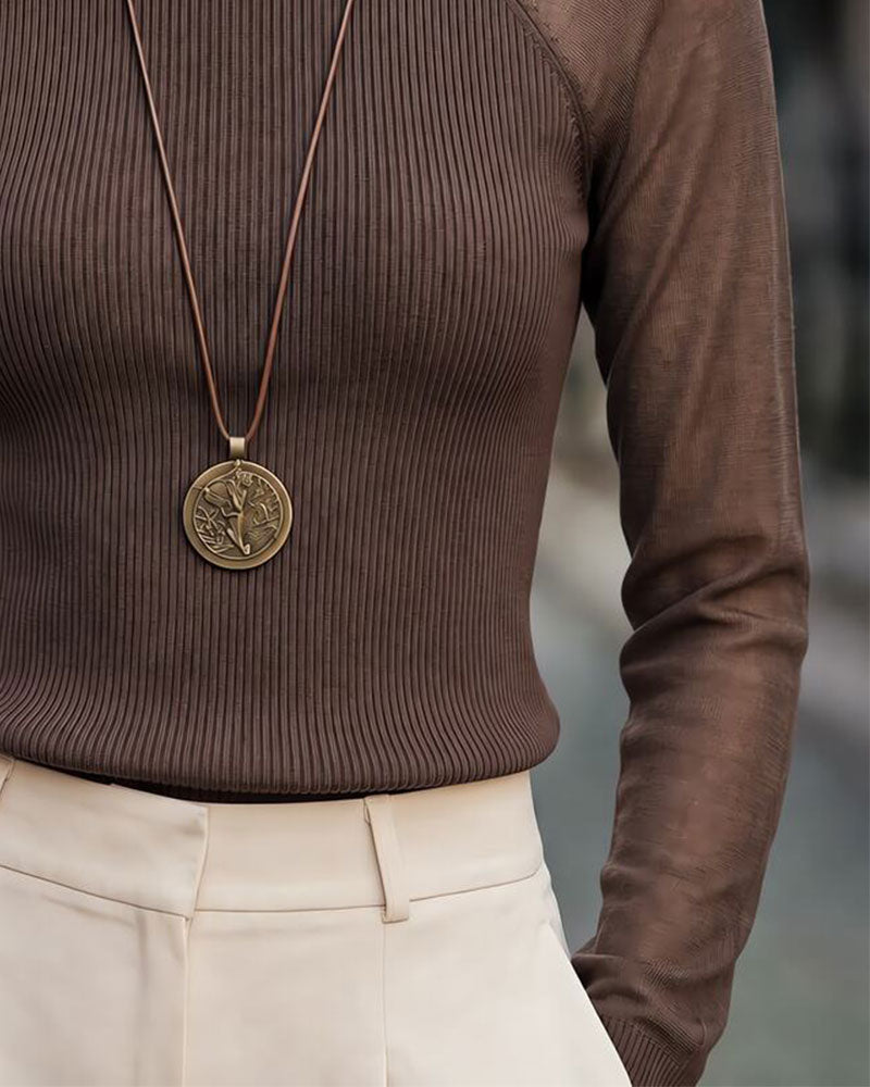 Half Turtleneck Raglan Top