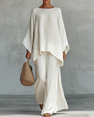 Solid color shirt and wide-leg pants suit