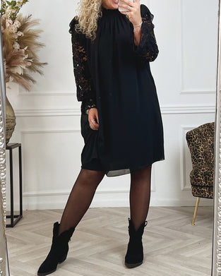 Elegant Hollow Shift dress with Lace