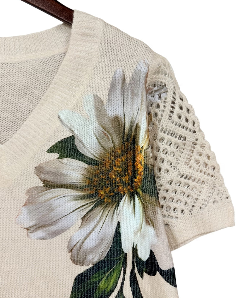 V-Neck Knitted Floral Pullover