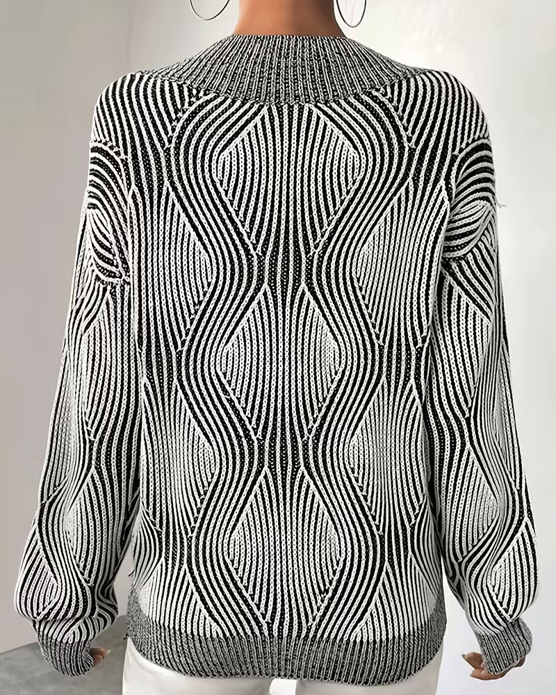 Geometric Striped V-Neck Long-Sleeved Pullover