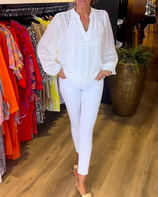 V-neck lace panel long-sleeved top